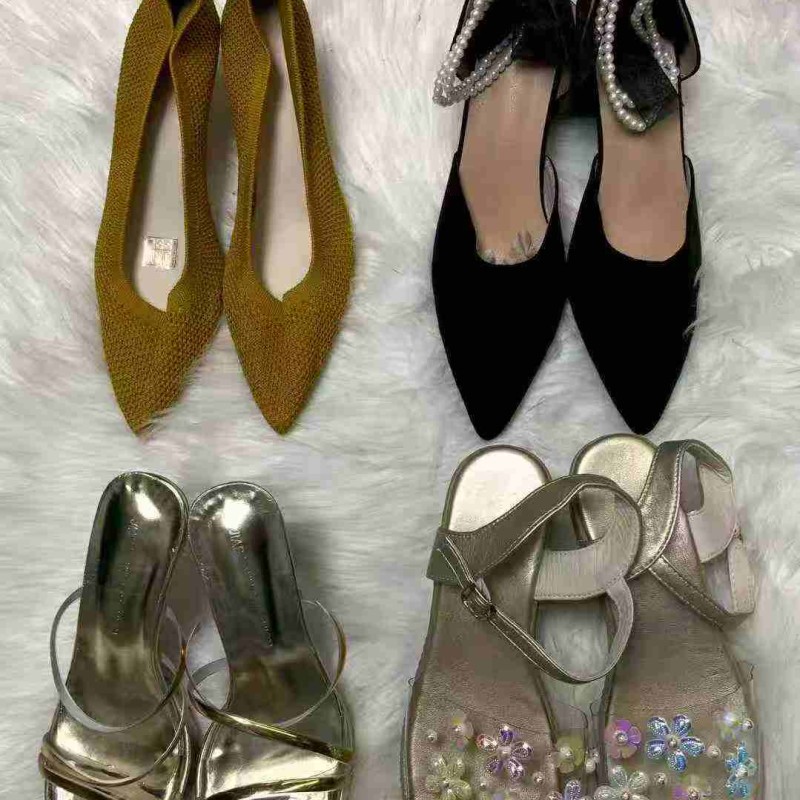 أحذية انسائية أنيقة معدة للتصدير