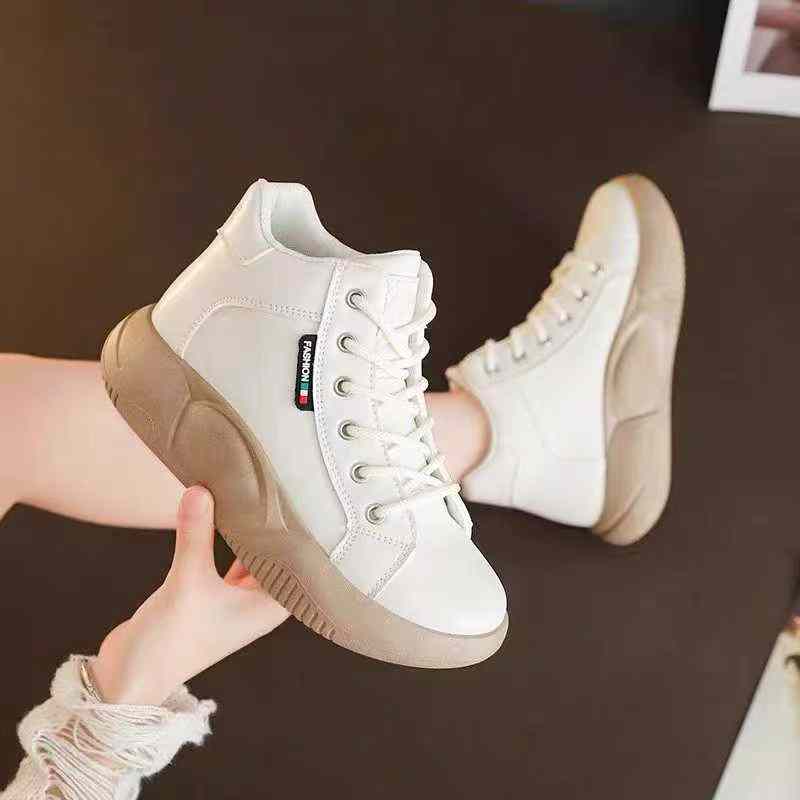 أحذية نسائية كاجوال عالية الجودة