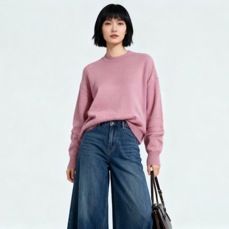 سترة صوف نسائية باللون الوردي الفاتح