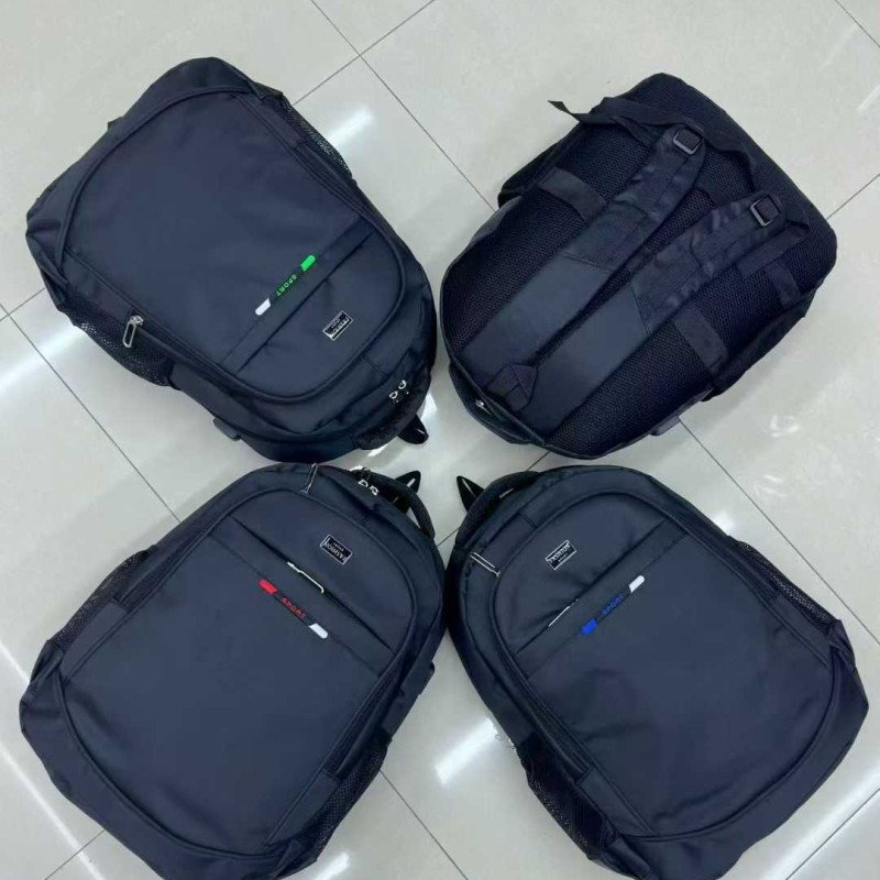 شروة حقائب ظهر جديدة للرجال