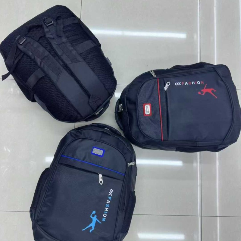 شروة حقائب ظهر جديدة للرجال