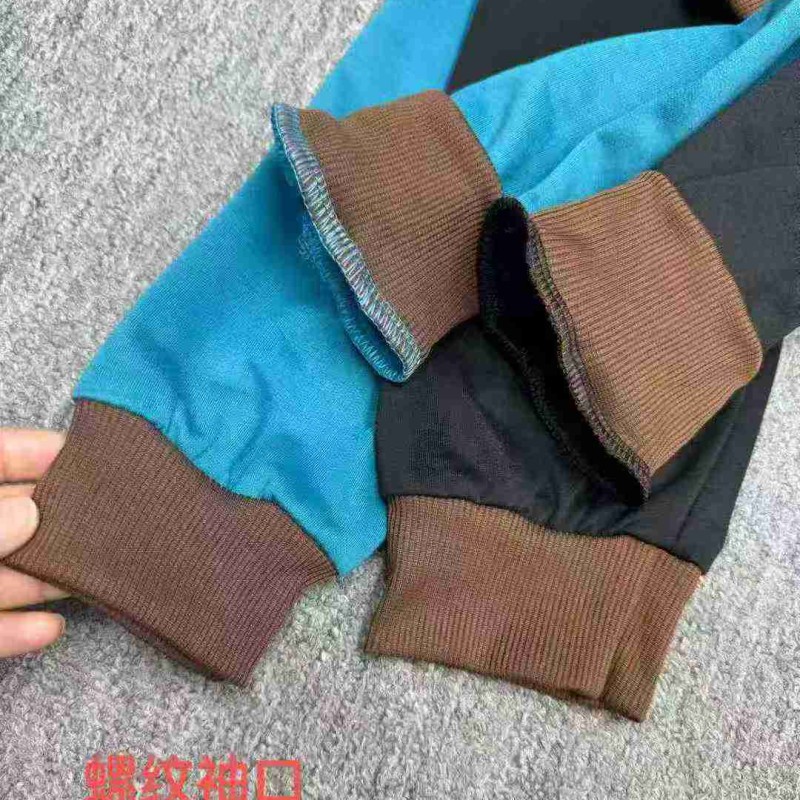 طقم رياضي نسائي تريكسوت من قطعتين