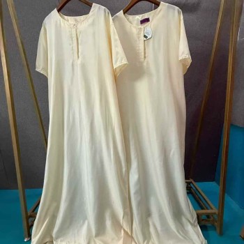 فستان كاجوال أنيق بأكمام طويلة ورقبة دائرية