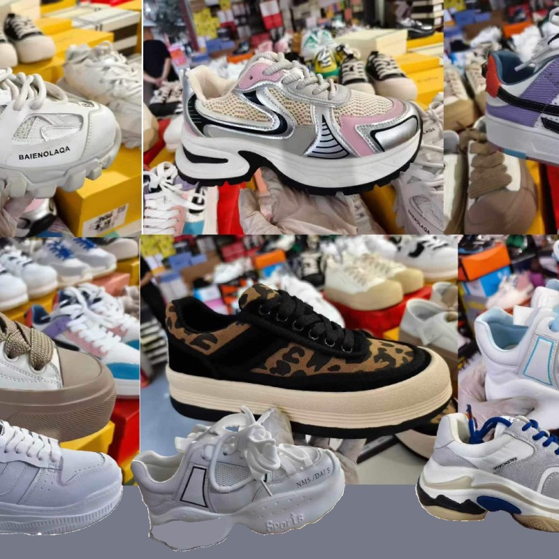 فائض انتاج من الأحذية النسائية المنوعة