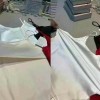 بلوزة بدون أكمام من الشيفون بلوزة بدون أكمام من الشيفون