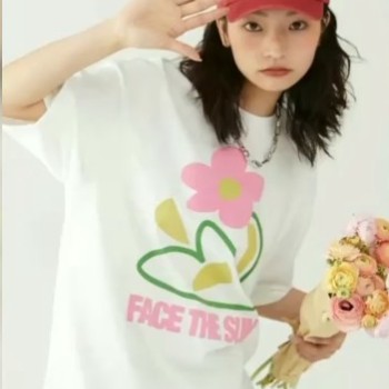 تي شيرتات من القطن الممشط بجودة عالية