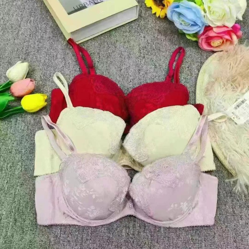 الملابس الداخلية النسائية الراقية من حمالة الصدر الحريرية الملابس الداخلية النسائية الراقية من حمالة الصدر الحريرية