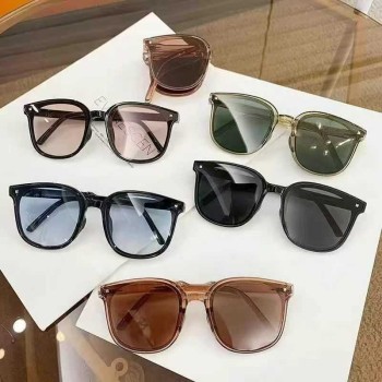 نظارات شمسية جديدة قابلة للطي وعالية الجودة