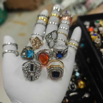  خواتم معدنية متنوعة عالية الجودة، مرصعة بمجموعة متنوعة من الأحجار الكريمة