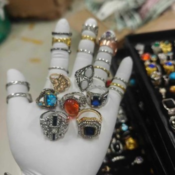  خواتم معدنية متنوعة عالية الجودة، مرصعة بمجموعة متنوعة من الأحجار الكريمة