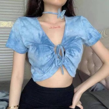 قمصان نسائية أنيقة بأكمام قصيرة