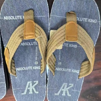 شبشب رجالي أمريكي أصلي