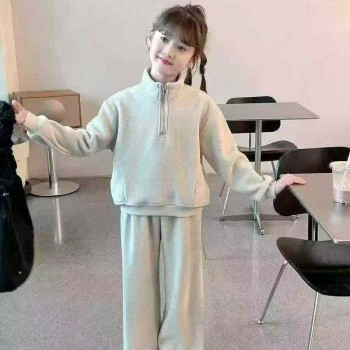 طقم سويت شيرت قطني صوف للأطفال طقم سويت شيرت قطني صوف للأطفال