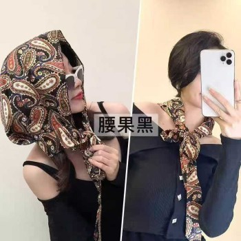 أوشحة وأغطية للرأس حريرية متعدد الاستخدامات