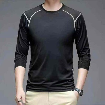 قميص رياضي طويل الأكمام
