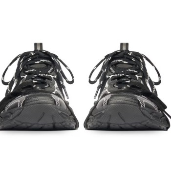 حذاء رياضي رجالي من القماش الشبكي والبولي يوريثان 