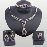 مجموعة مجوهرات