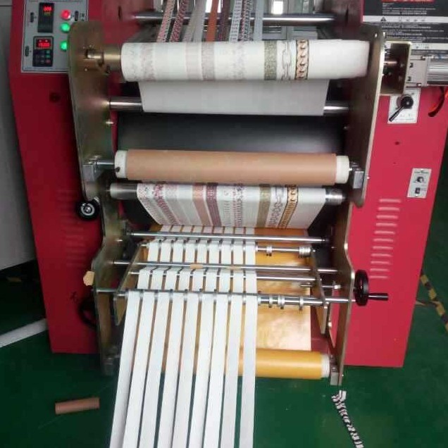 مصنع إمدادات الأسطوانة نوع الشريط طباعة دوارة الحبل لفة لفة الحرارة الضغط على آلة الطباعة تسامي