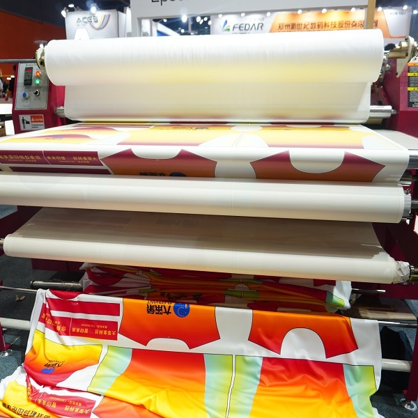 لفة آلة طباعة نقل الحرارة الكبيرة الحجم لفة طابعة النسيج 1600*260