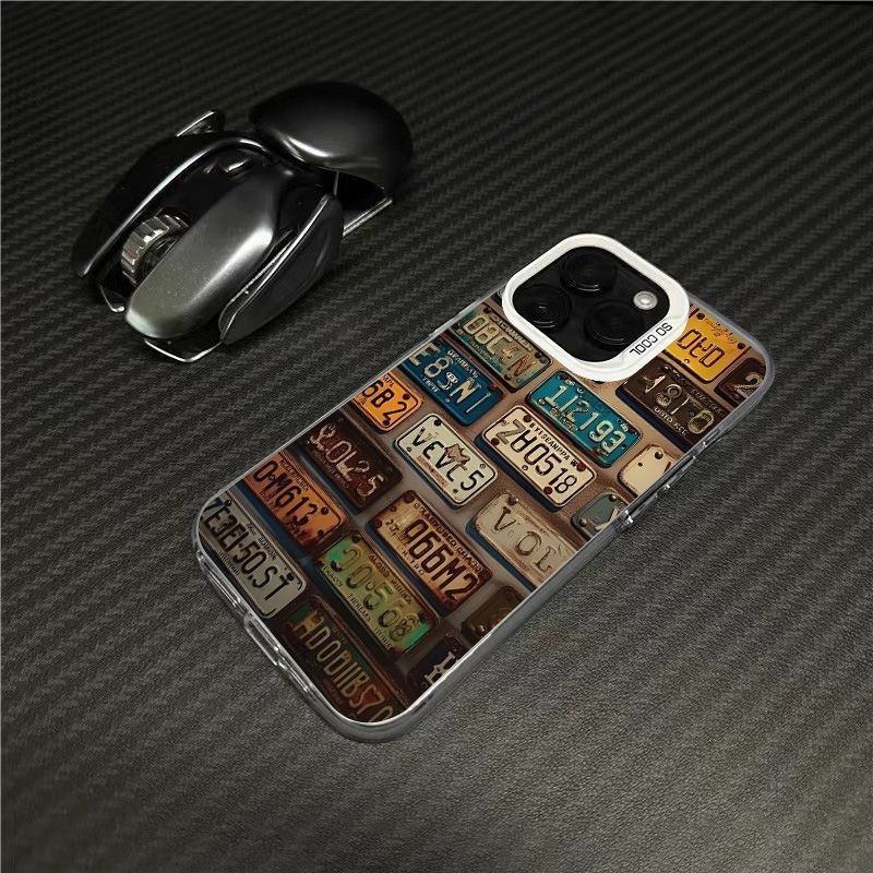 جرابات لوحات ترخيص السيارات الكلاسيكية لأجهزة الأيفون  