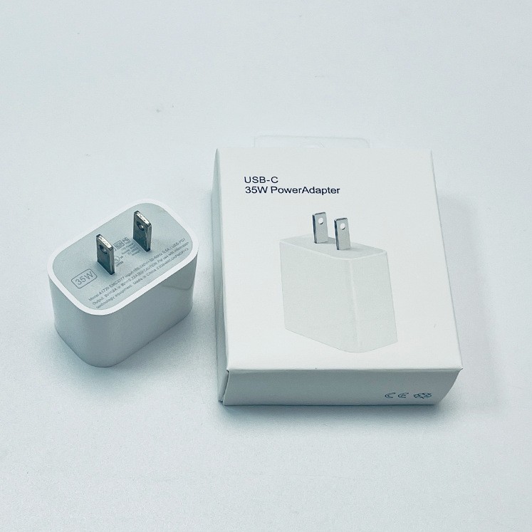 شاحن PD35W مناسب لـ Apple iPhone 15 شحن رأس British Fast Charging Cable Type-C Charging Cable شاحن PD35W مناسب لـ Apple iPhone 15 شحن رأس British Fast Charging Cable Type-C Charging Cable