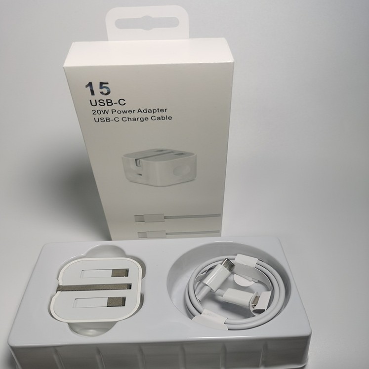 شاحن PD35W مناسب لـ Apple iPhone 15 شحن رأس British Fast Charging Cable Type-C Charging Cable شاحن PD35W مناسب لـ Apple iPhone 15 شحن رأس British Fast Charging Cable Type-C Charging Cable