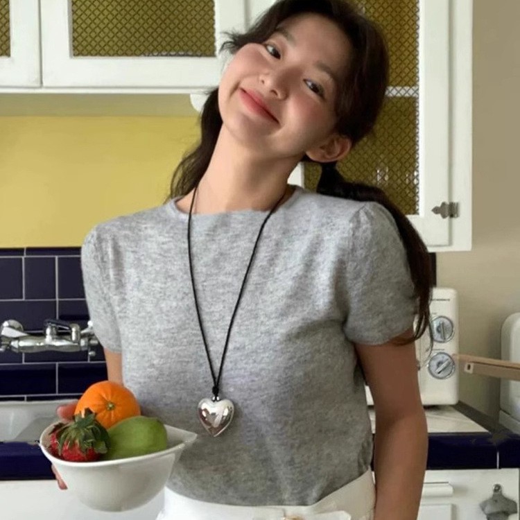 زن الصينية الجديدة قلادة من النحاس ريشة البوهيمي الرياح الوطنية للمرأة طبقة مزدوجة مطوية طويلة سترة سلسلة التبعي