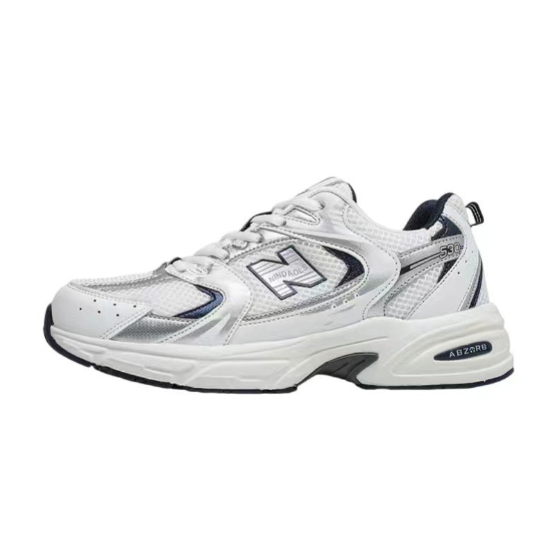 أحذية رياضية رجالية ونسائية كلاسيكية  منوعة