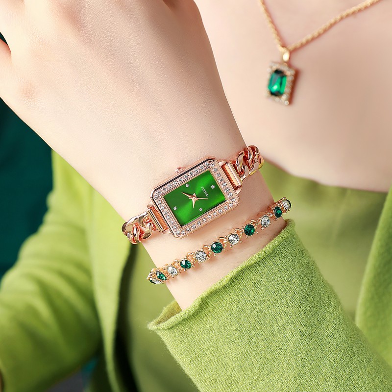 جديد السيدات ووتش مجموعة صغيرة من الأزياء في العصور الوسطى مربع مزاجه سوار الماس هندسية مربعة جديد السيدات ووتش مجموعة صغيرة من الأزياء في العصور الوسطى مربع مزاجه سوار الماس هندسية مربعة
