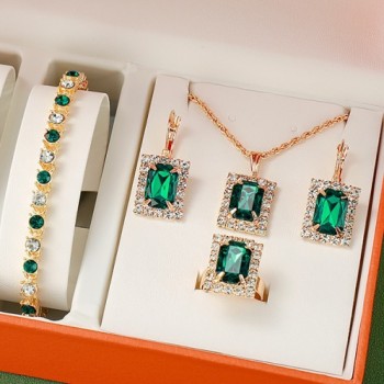 جديد السيدات ووتش مجموعة صغيرة من الأزياء في العصور الوسطى مربع مزاجه سوار الماس هندسية مربعة