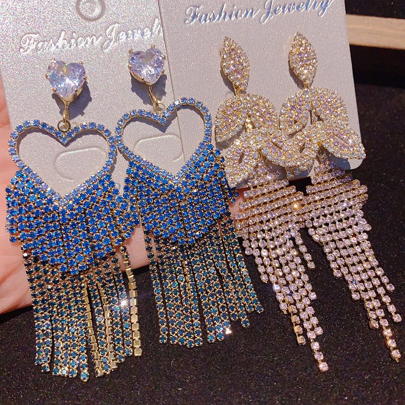 أقراط طويلة ومنوعة ذات جودة عالية مكونة من حجر الراين, اللؤلؤ و الكرستال الماسي, والأبرة من الفضة