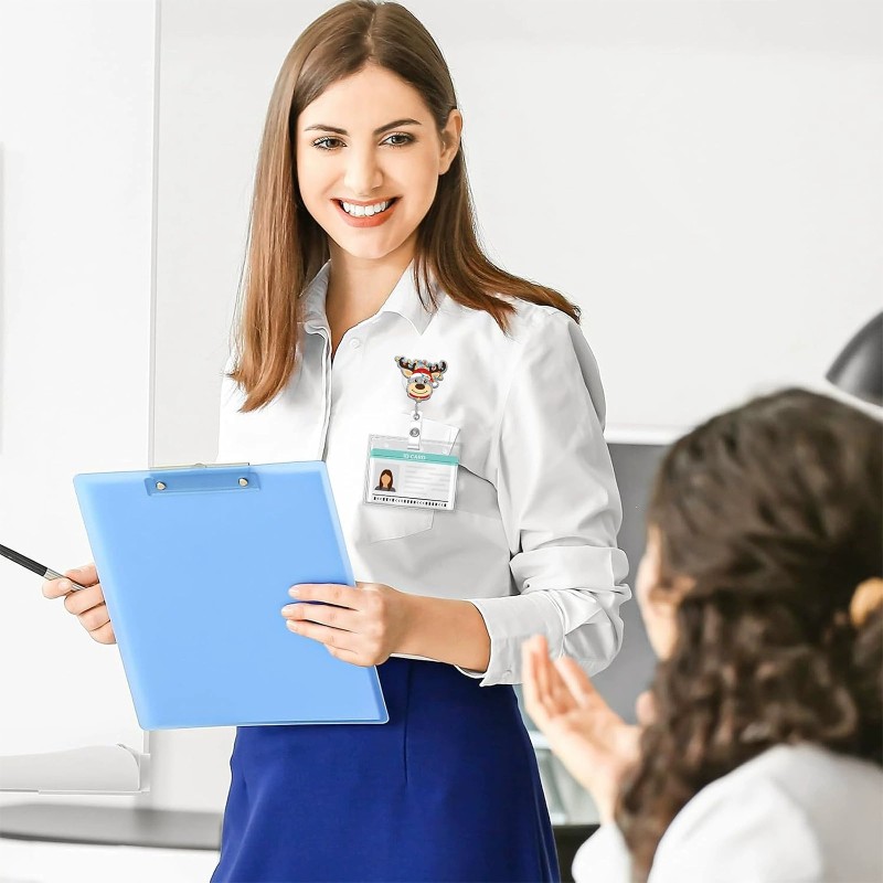 مشبك توسيع على شكل رجل ثلج من الأكريليك اللامع لمهرجان شارة عيد الميلاد سهل السحب ومشبك تعريف للمعلم الطبي