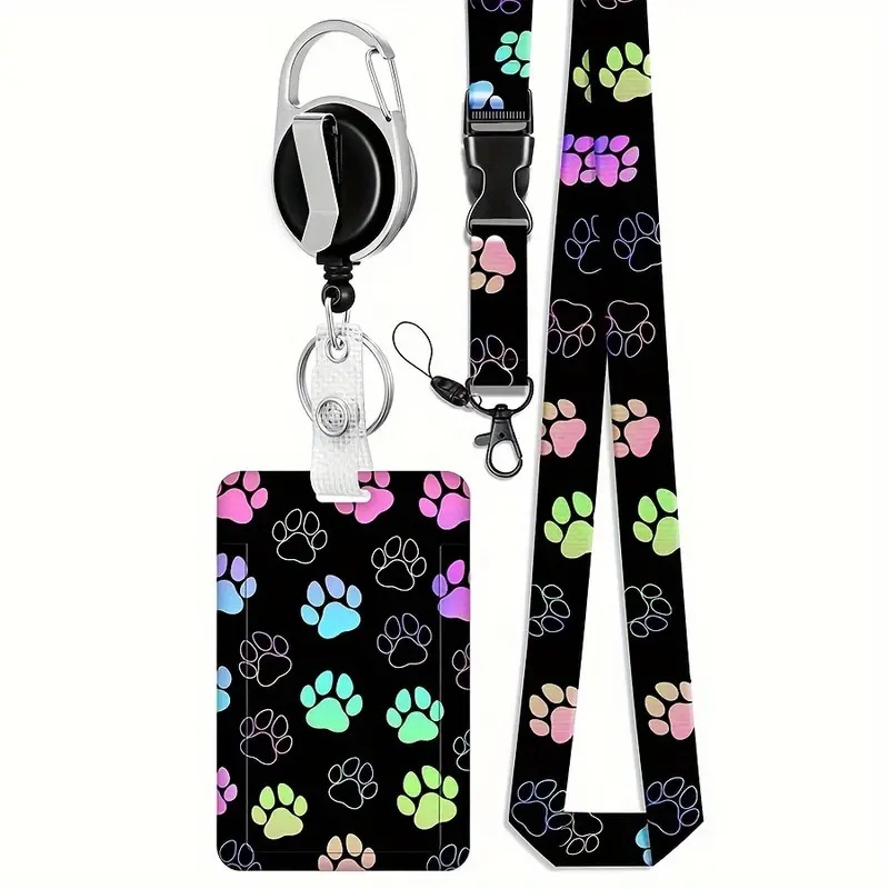 غطاء بطاقة نقل الحرارة ببصمة القدم مع مشبك قابل للتوسيع وسهل السحب، وحبل تعليق، ومشبك هوية، وبطاقة صدر معلقة مع سلسلة مفاتيح