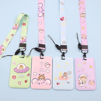 حامل بطاقة الطالب المنزلق حامل بطاقة الحافلة الكرتونية الشعبية حامل بطاقة التحكم في الوصول حامل بطاقة الهوية حبل معلق غطاء واقٍ معلق