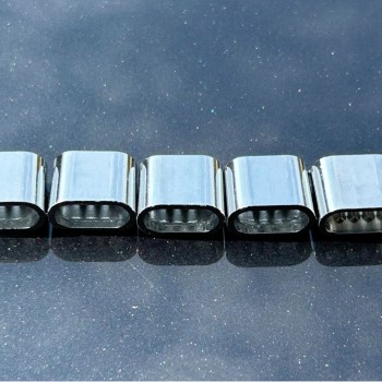 مشبك حزام المعصم المعدني الفضي البيضاوي  