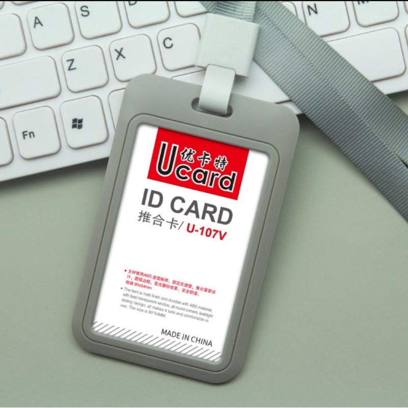 حامل بطاقات UCAR U-107 صغير الحجم يُغلق بالضغط