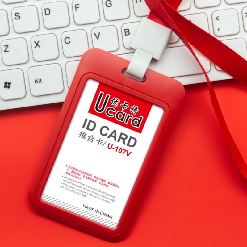 حامل بطاقات UCAR U-107 صغير الحجم يُغلق بالضغط