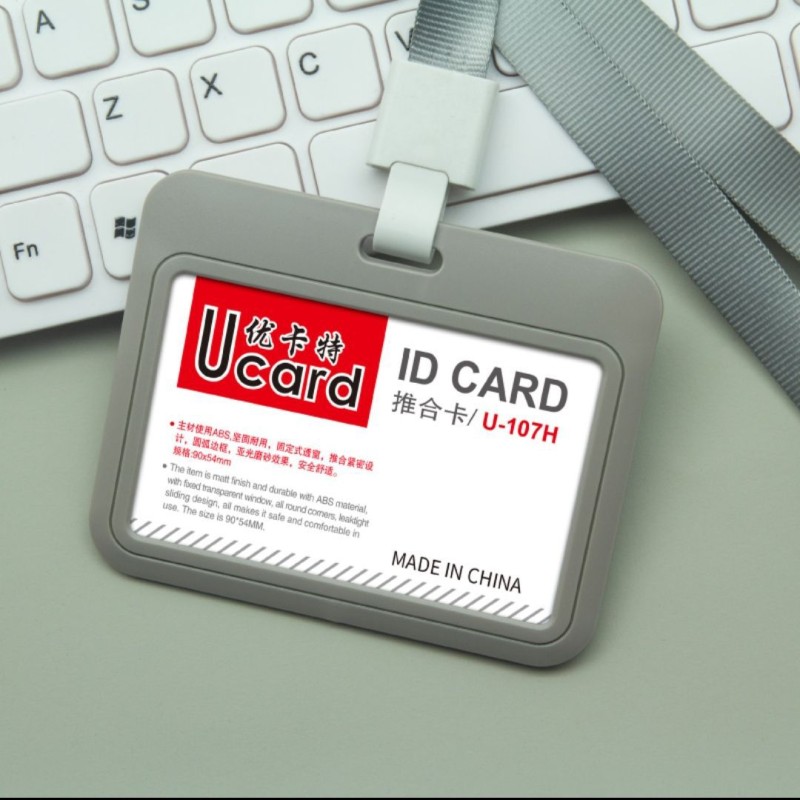 حامل بطاقات UCAR U-107 صغير الحجم يُغلق بالضغط