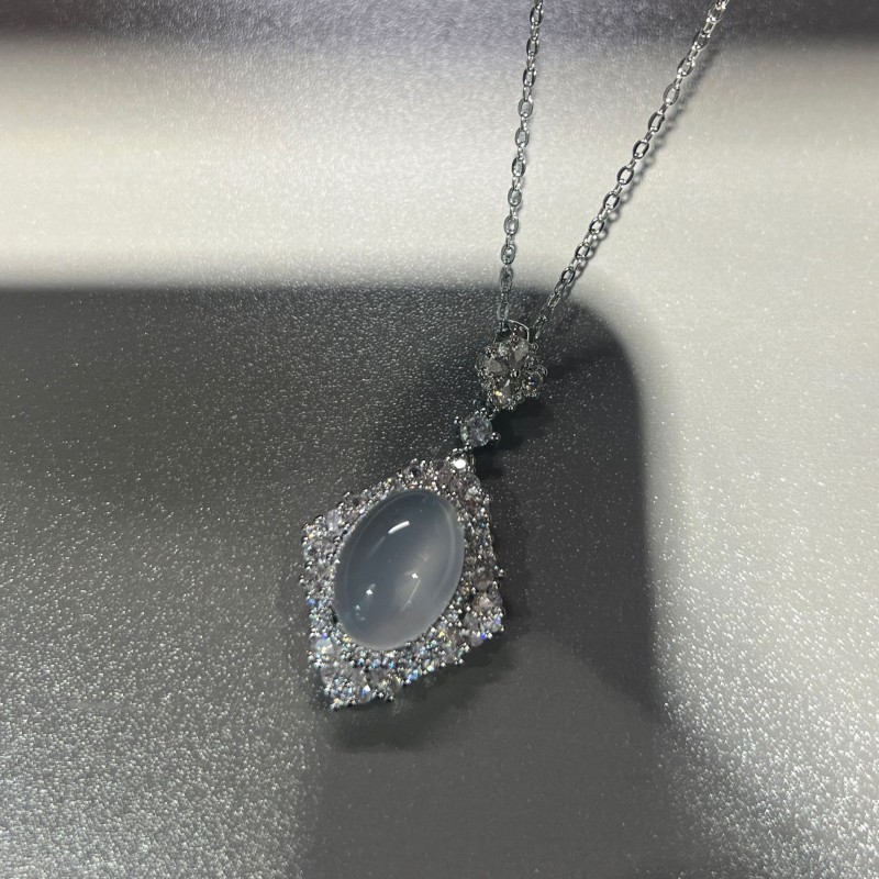 الصينية الجديدة ~ الطبيعية عالية الجليد العقيق قلادة قلادة العقيق البيضاوي مطعمة طويلة الرياح الوطنية أليس سلسلة الترقوة