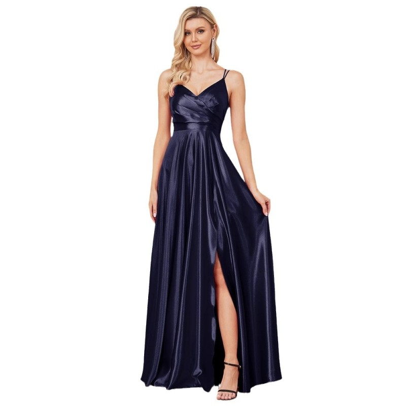 فستان ساتان أزرق جديد مثير مكشوف الظهر، متوفر الآن على أمازون الأوروبية والأمريكية، مناسب لوصيفات العروس، مثالي للسهرات والحفلات.