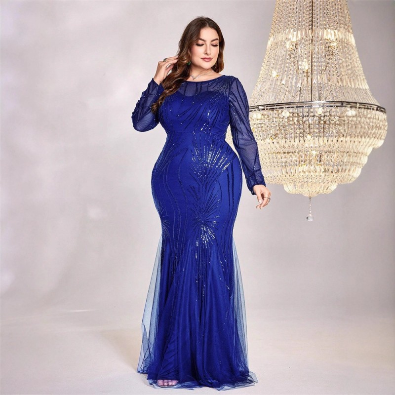 فستان جديد بمقاسات كبيرة مزين بالترتر، بياقة دائرية، بتصميم أنيق وقصة ضيقة وذيل سمكة، مناسب لوصيفات العروس، ولحفلات الزفاف والمناسبات المسائية.