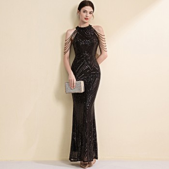 فستان سهرة نسائي، على الطراز الفرنسي