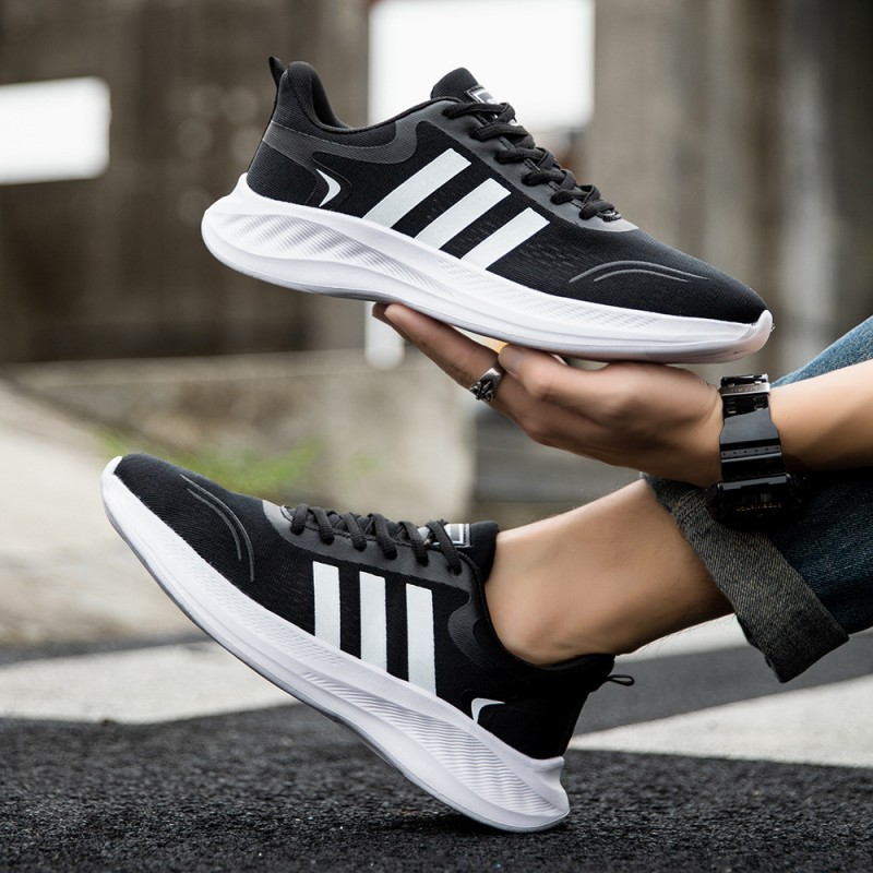 أحذية رياضية شبكية جديدة ناعمة النعل مناسبة للربيع والصيف للرجال والنساء