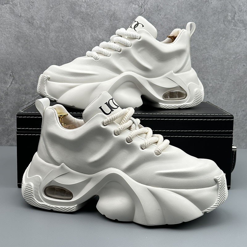 حذاء رجالي بنعل سميك ومنصة مريحة - أحذية رياضية منخفضة القمة مع رباط ونعل مبطن، نعل سميك مضاد للانزلاق، مناسب للخارج والاستخدام اليومي