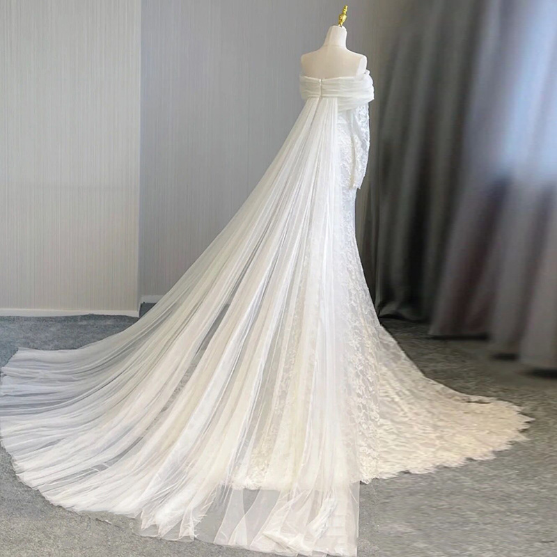 فستان زفاف خفيف من الدانتيل بتصميم ذيل السمكة، فستان زفاف بسيط بكتف واحد، فستان استقبال فرنسي خفيف من الشاش