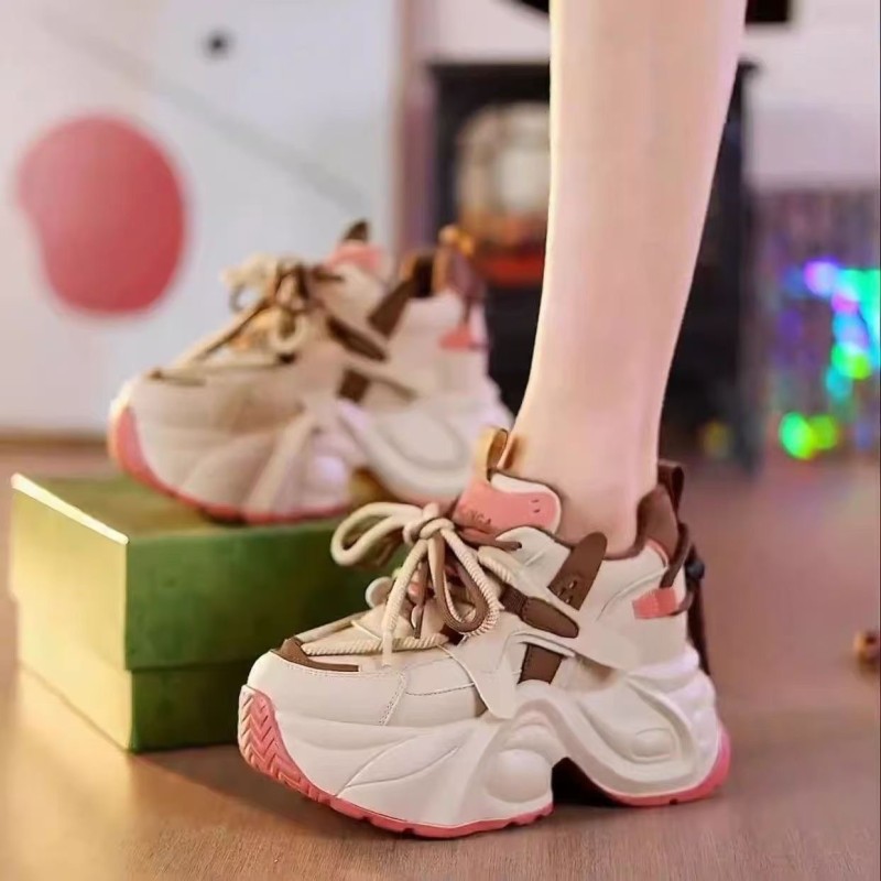 أحذية منصة عالية الارتفاع  للنساء 2025، مريحة ومتعددة الاستخدامات، طراز كلاسيكي أنيق