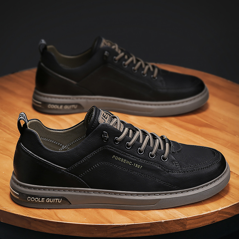 أحذية رجالية 2025 أحذية رجالية جديدة للشتاء من الجلد غير رسمية على الطراز الكوري أحذية رياضية متعددة الاستخدامات أحذية رياضية بيضاء للرجال
