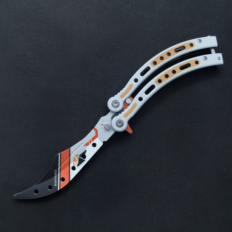 CSGO Practice Folding Toy Portable Game Props Butterfly Training Knife Comb Outdoor Shake Knife Not Bladed