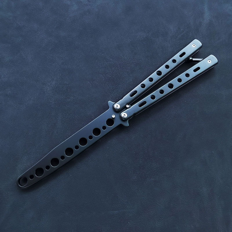 Practice Stainless Steel Butterfly Knife Fancy Comb Ornamental Knife Foldableing Toy American Csgo Hand Knife Unedged