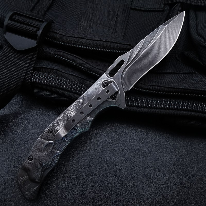 Cross-border embossed steel handle folding knife creative wolf head camping tactical knife portable high hardness stainless steel fruit knife